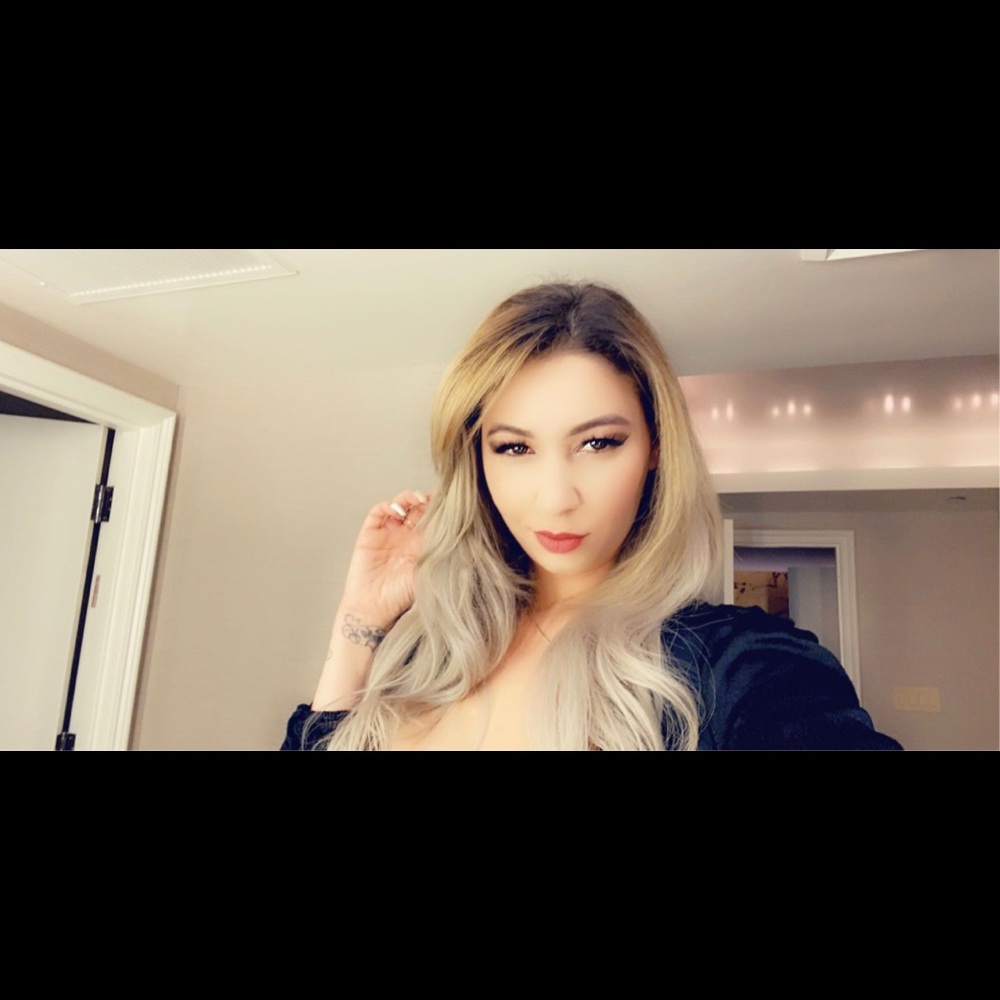 Meet your Posher, Domenique